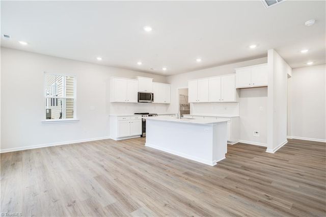 5296 Amaryllis Way, Winston-salem, NC 27104