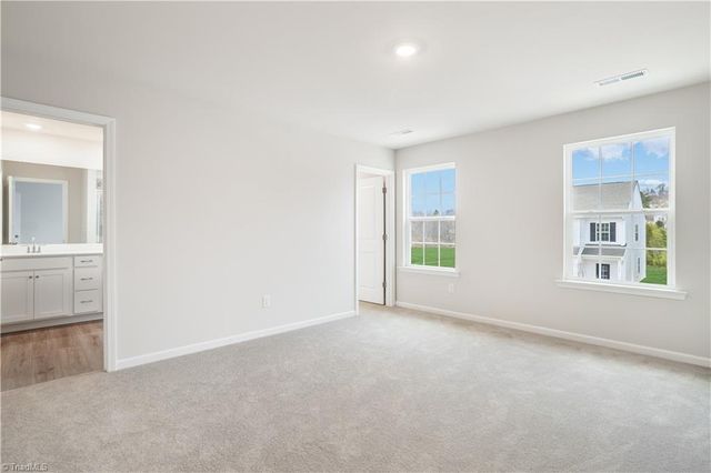 5296 Amaryllis Way, Winston-salem, NC 27104