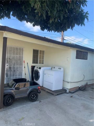 12358 214th, Hawaiian Gardens, CA 90716