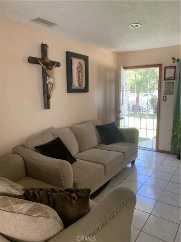 12358 214th, Hawaiian Gardens, CA 90716