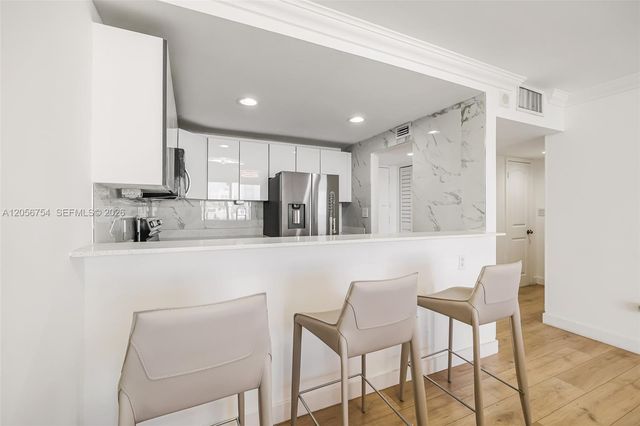 401 Ocean Drive 602, Miami Beach, FL 33139