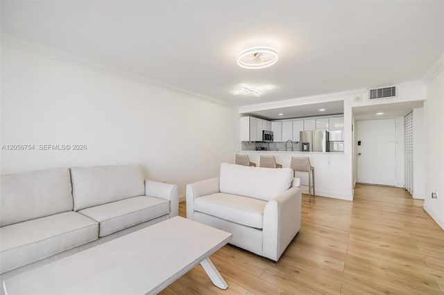401 Ocean Drive 602, Miami Beach, FL 33139