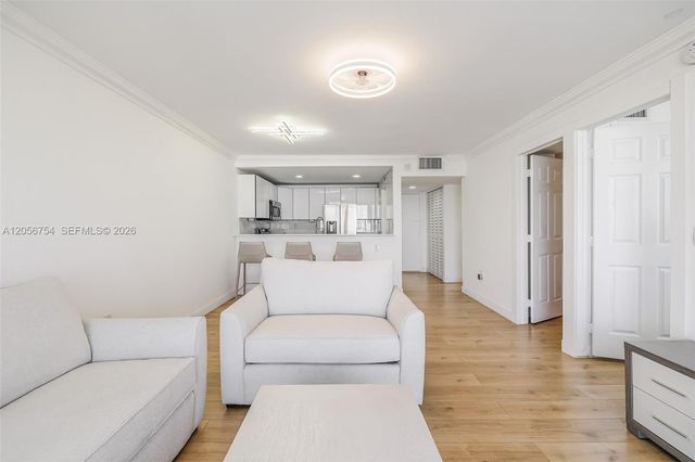 401 Ocean Drive 602, Miami Beach, FL 33139