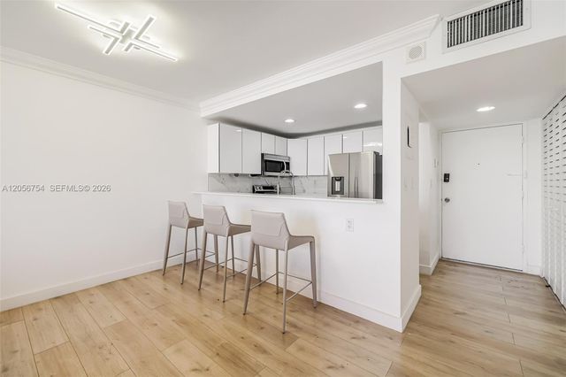 401 Ocean Drive 602, Miami Beach, FL 33139