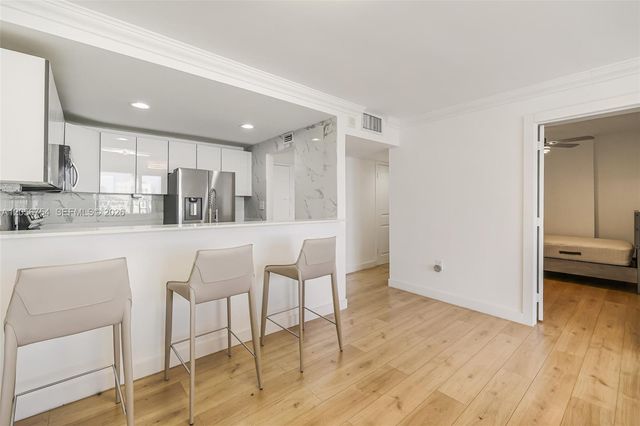 401 Ocean Drive 602, Miami Beach, FL 33139
