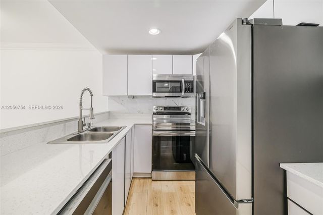 401 Ocean Drive 602, Miami Beach, FL 33139