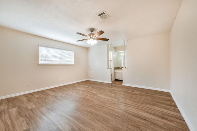 2230 E Clare Street, Deer Park, TX 77536