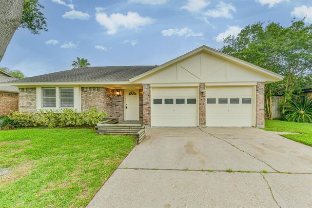 2230 E Clare Street, Deer Park, TX 77536