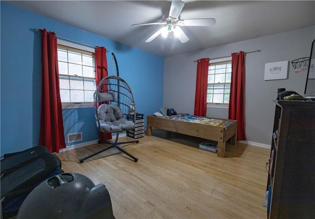 3604 S Cottage Street, Independence, MO 64055