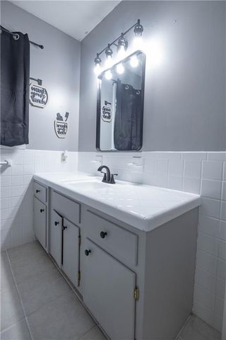 3604 S Cottage Street, Independence, MO 64055