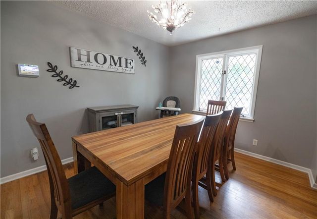 3604 S Cottage Street, Independence, MO 64055
