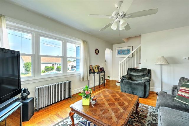141 Cornell Street, Cranston, RI 02920