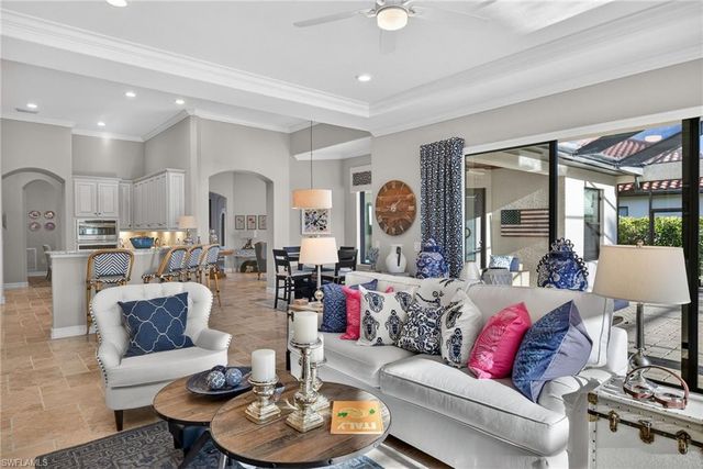 9915 Corso Bello DR, Naples, FL 34113