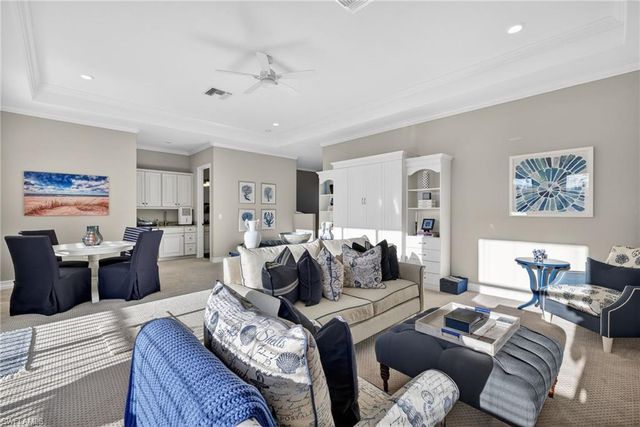 9915 Corso Bello DR, Naples, FL 34113