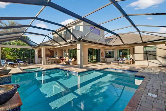 9915 Corso Bello DR, Naples, FL 34113