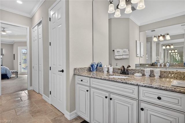 9915 Corso Bello DR, Naples, FL 34113