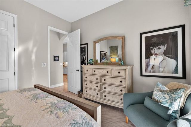 9915 Corso Bello DR, Naples, FL 34113