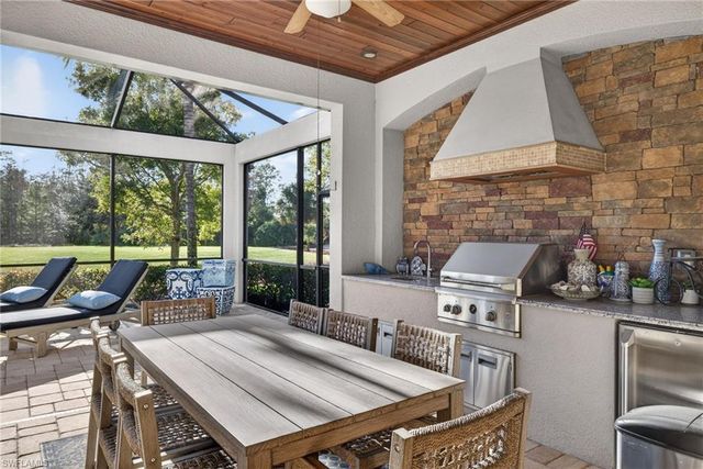 9915 Corso Bello DR, Naples, FL 34113