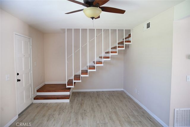 2829 W Avenue J4, Lancaster, CA 93536