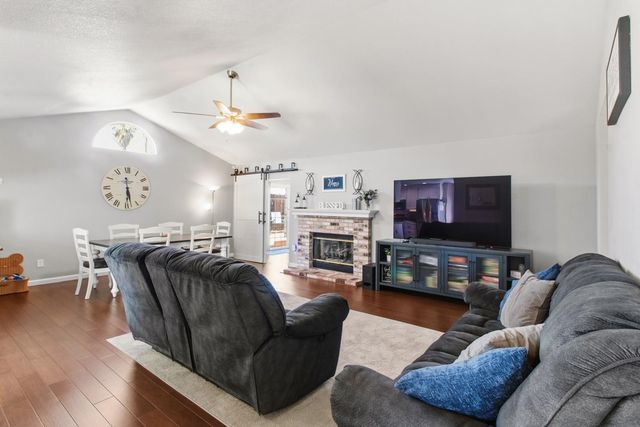 2588 Foxwood Ct, Oakdale, CA 95361