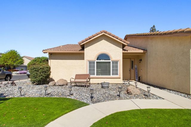 2588 Foxwood Ct, Oakdale, CA 95361