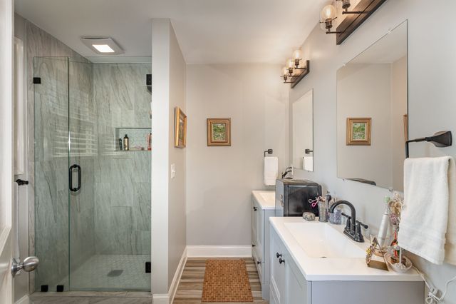 245 Collier Ave, Nashville, TN 37211