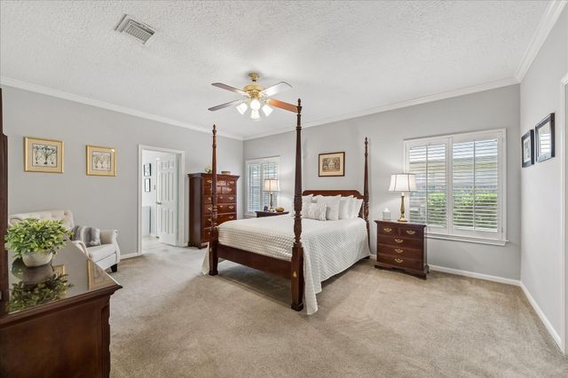 4003 Haven Pines Drive, Kingwood, TX 77345
