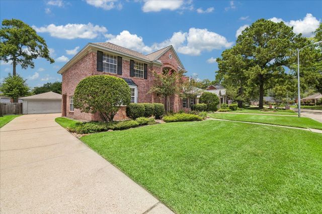 4003 Haven Pines Drive, Kingwood, TX 77345