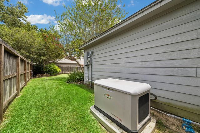 4003 Haven Pines Drive, Kingwood, TX 77345