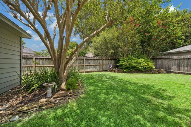 4003 Haven Pines Drive, Kingwood, TX 77345