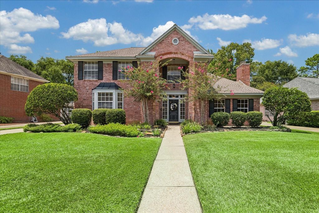 4003 Haven Pines Drive, Kingwood, TX 77345