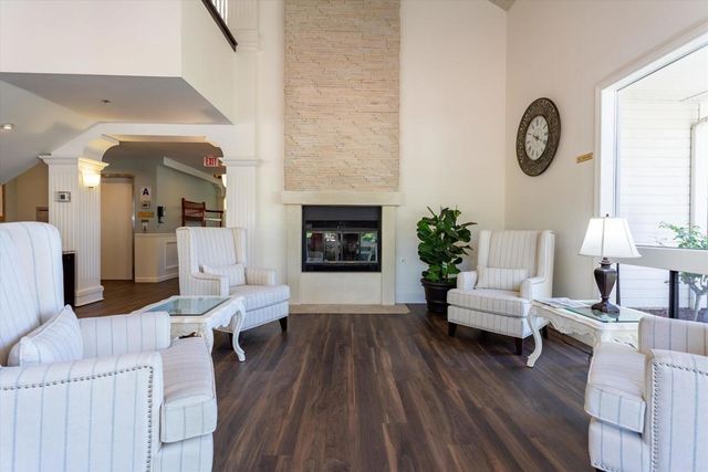 1664 Circa Del Lago E105, San Marcos, CA 92078
