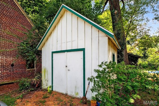 402 Abend Street, Belleville, IL 62220