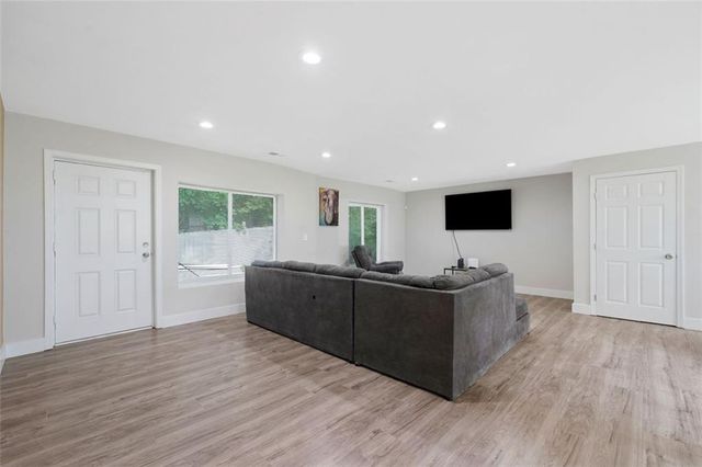 1735 CARTER Circle, Atlanta, GA 30344