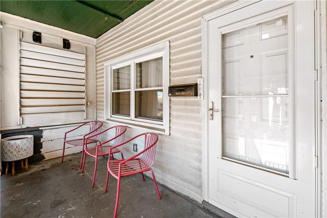 4315 Lydia St, Greenfield, PA 15207