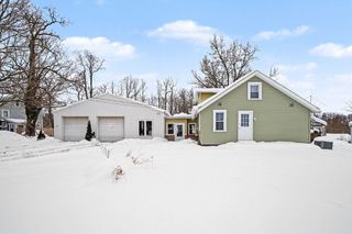 33187 Pokagon Highway, Pokagon Twp, MI 49120