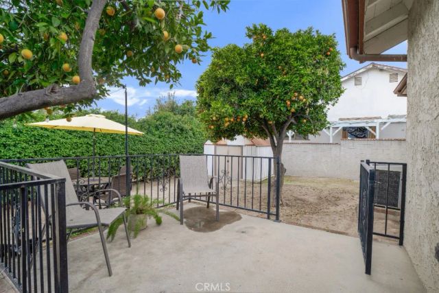 11519 Orcas Avenue, Sylmar, CA 91342