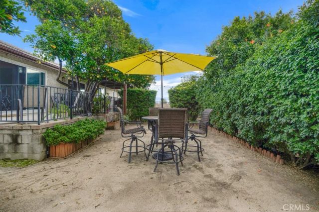 11519 Orcas Avenue, Sylmar, CA 91342