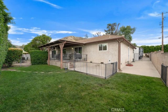 11519 Orcas Avenue, Sylmar, CA 91342