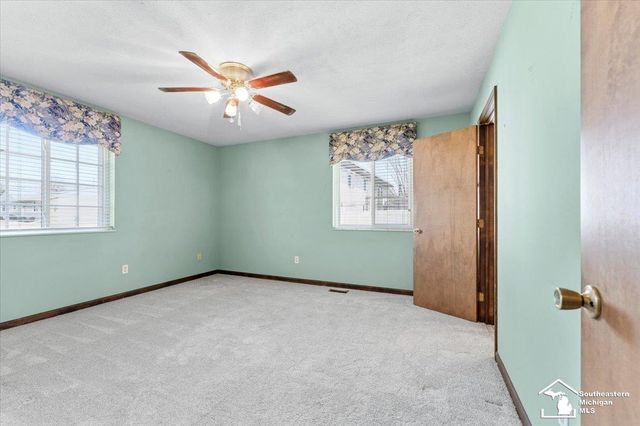 348 Bellers Court, Ypsilanti, MI 48198