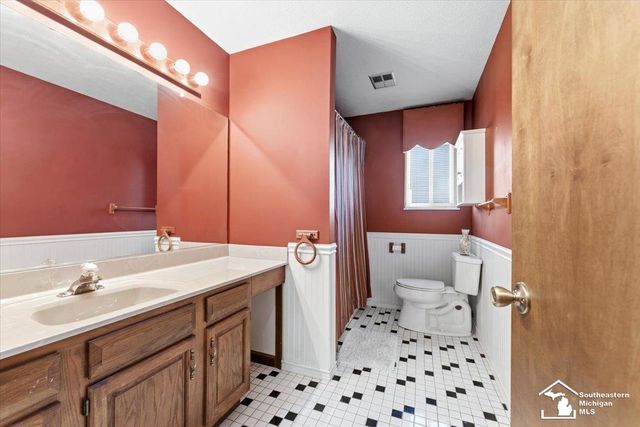 348 Bellers Court, Ypsilanti, MI 48198