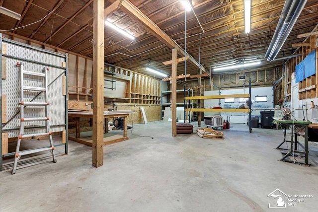348 Bellers Court, Ypsilanti, MI 48198