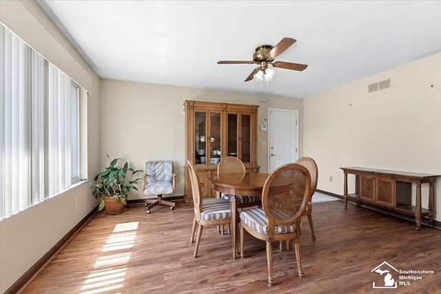 348 Bellers Court, Ypsilanti, MI 48198