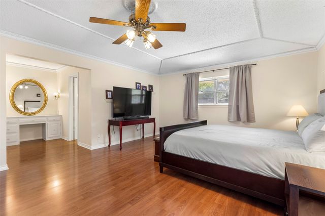 4606 Heatherbrook Drive, Dallas, TX 75244