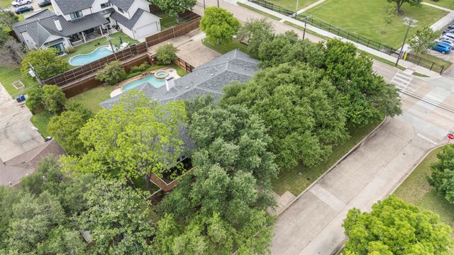 4606 Heatherbrook Drive, Dallas, TX 75244