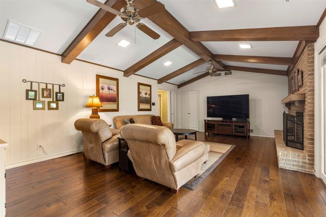 4606 Heatherbrook Drive, Dallas, TX 75244