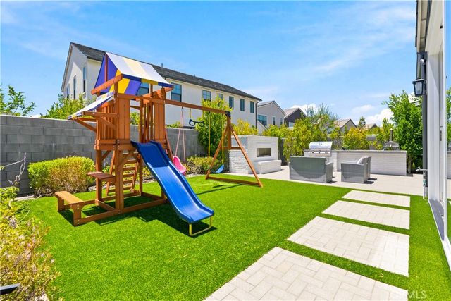 155 Medano Street, Rancho Mission Viejo, CA 92694