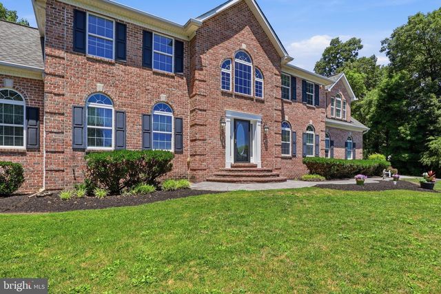 6340 HUNTERS RIDGE LN, Stewartstown, PA 17363