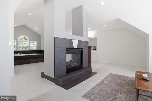 6340 HUNTERS RIDGE LN, Stewartstown, PA 17363