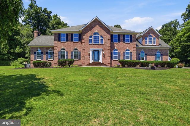 6340 HUNTERS RIDGE LN, Stewartstown, PA 17363